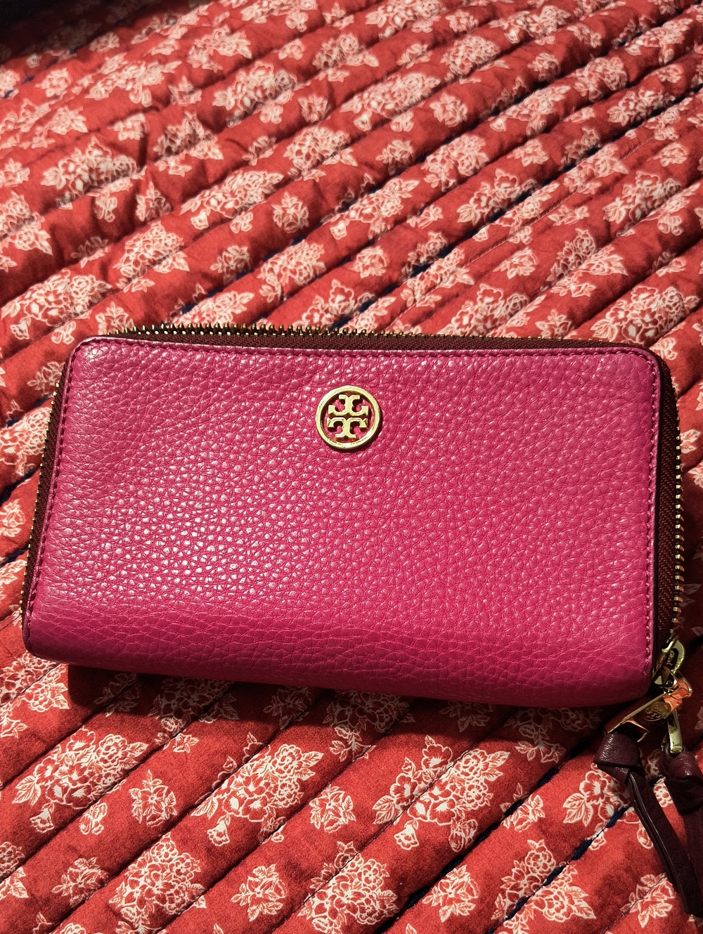 Tory Burch Fuchsia Pebbled Leather Double Zip Robinson Wallet with Gold Logo